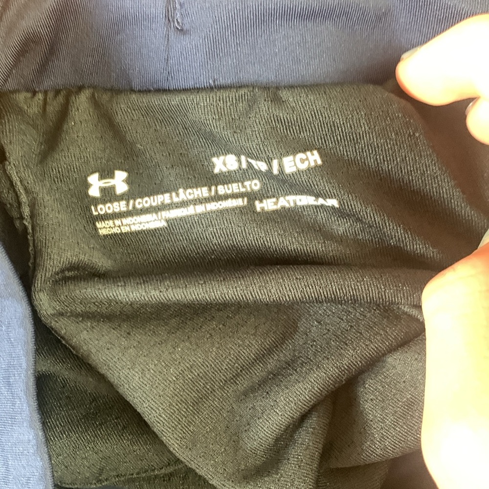 under armour running shorts - Picture 3 of 3